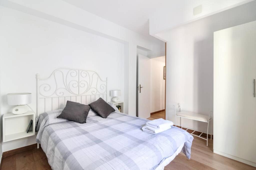 גרנדה Lovely Apartment In The Centre Wifi מראה חיצוני תמונה